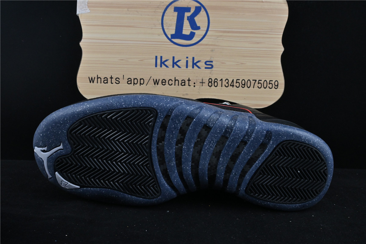 Air Jordan 12 Black